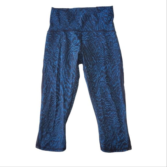 Lululemon Train Times Crop 17" Pulse Capri Black size 6 - Picture 1 of 9